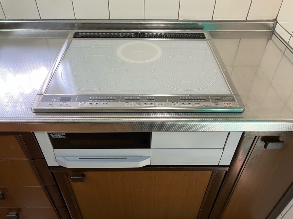 【キッチンまわり施工事例】三菱 IH/クリナップ レンジフード
