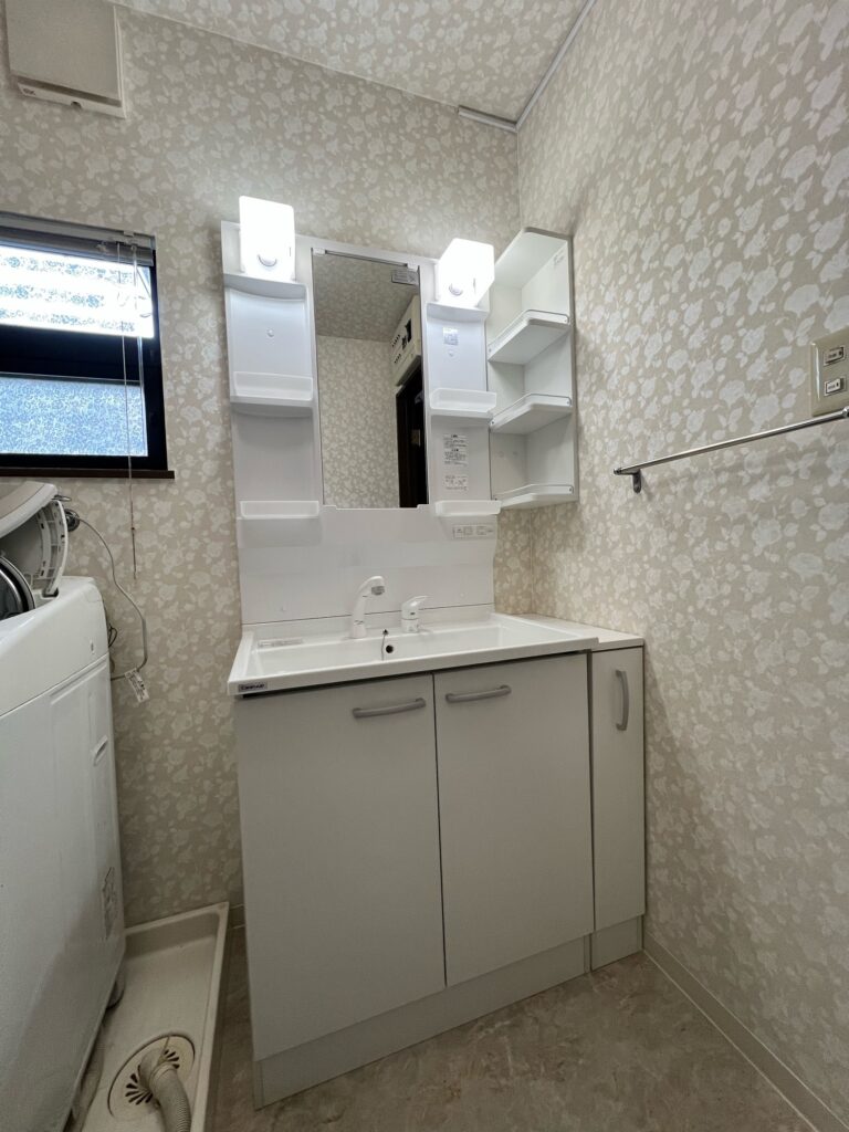 長与町｜トイレリフォーム｜LIXIL アメージュ｜洗面台リフォーム｜クリナップ BGA｜M様邸
