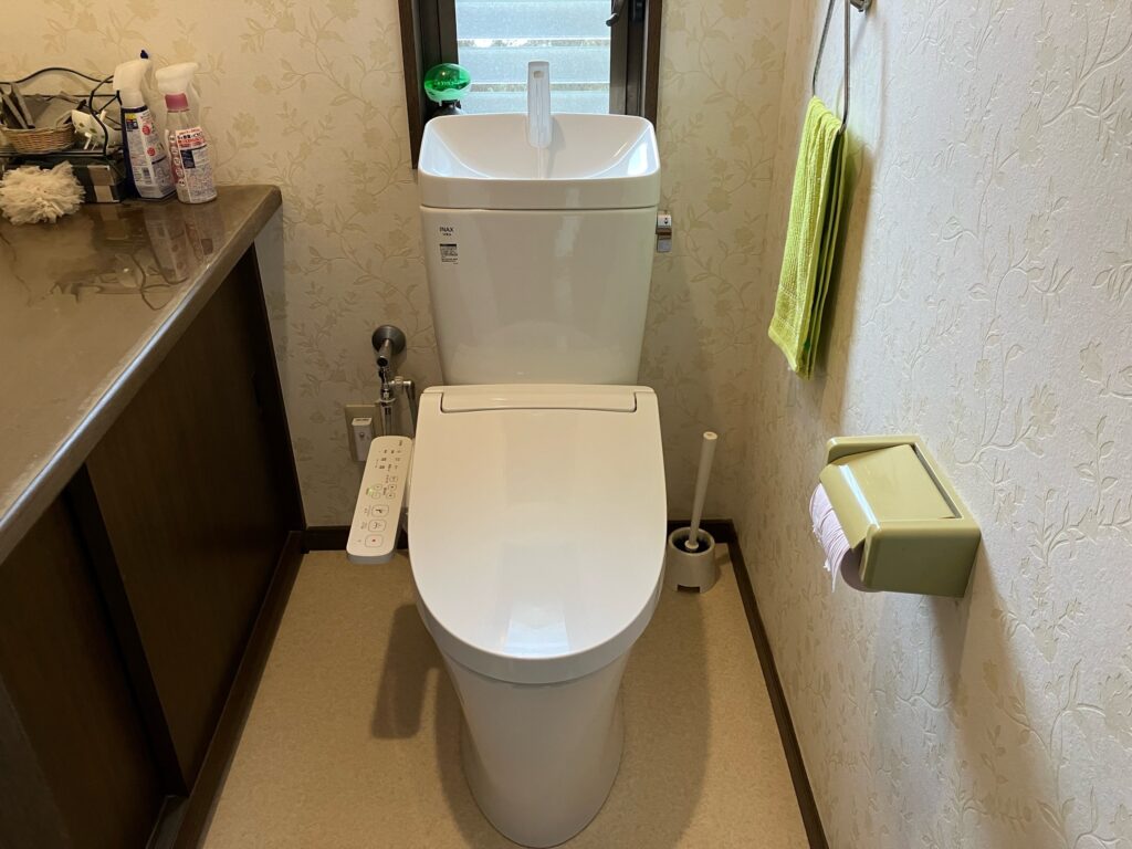 【トイレ洗面台施工事例】LIXIL アメージュ/クリナップ BGA