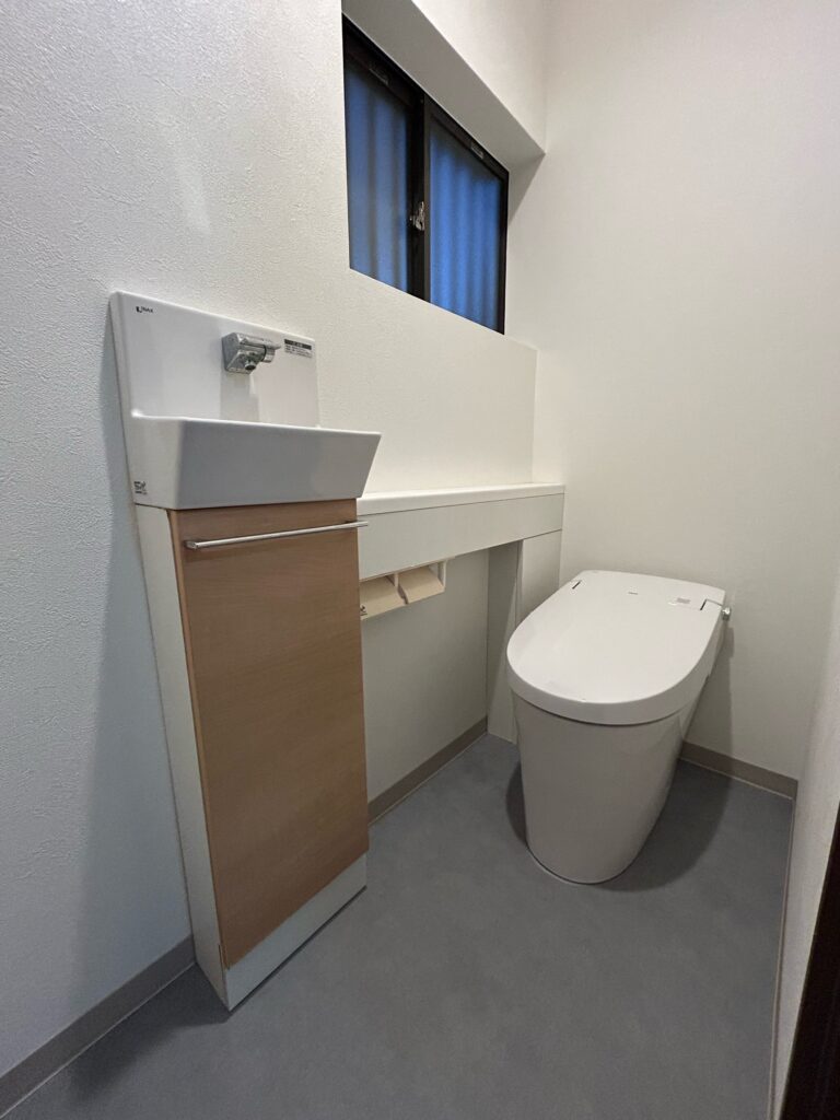 長崎市｜トイレリフォーム｜洗面台リフォーム｜LIXIL サティスS｜LIXIL ピアラ｜Ｋ様邸