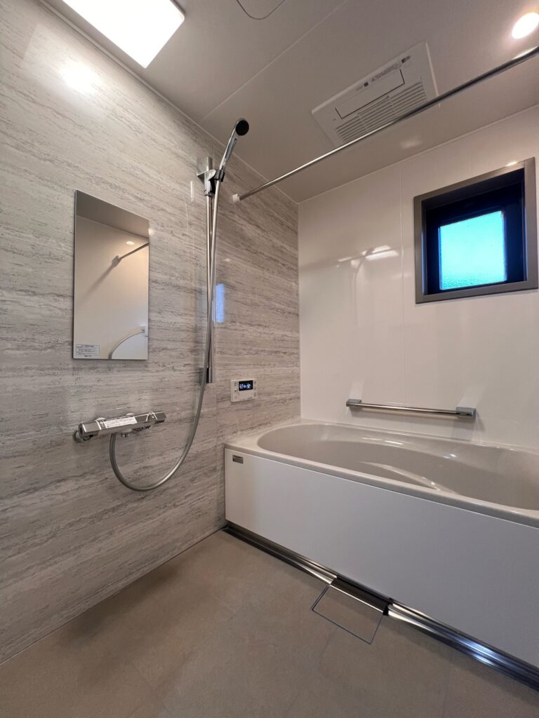 長崎市｜浴室リフォーム｜ガス給湯器取替｜タカラスタンダード グランスパ｜リンナイ 給湯器｜M様邸