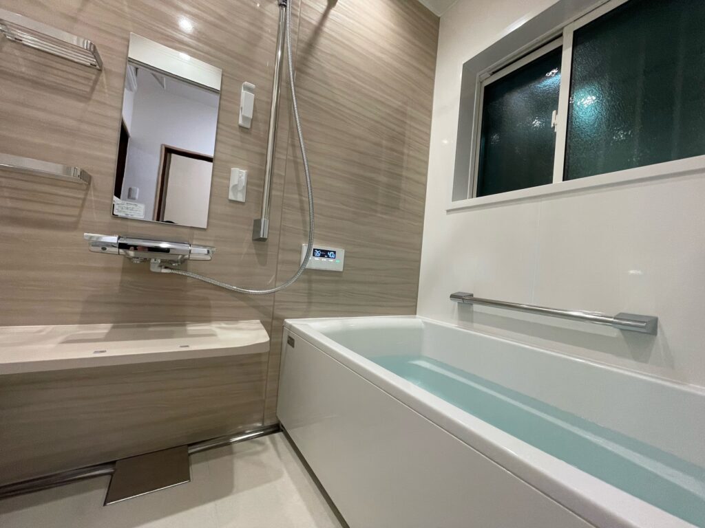 長崎市｜水廻りリフォーム｜浴室リフォーム｜洗面台リフォーム｜トイレリフォーム｜タカラ グランスパ｜LIXIL ピアラ｜TOTO GGA1|O様邸