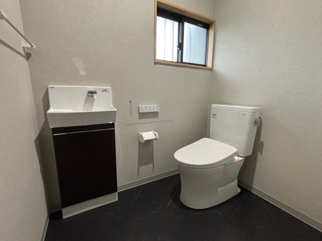 諌早市｜トイレリフォーム｜TOTO ピュアレストQR｜Ｍ様邸