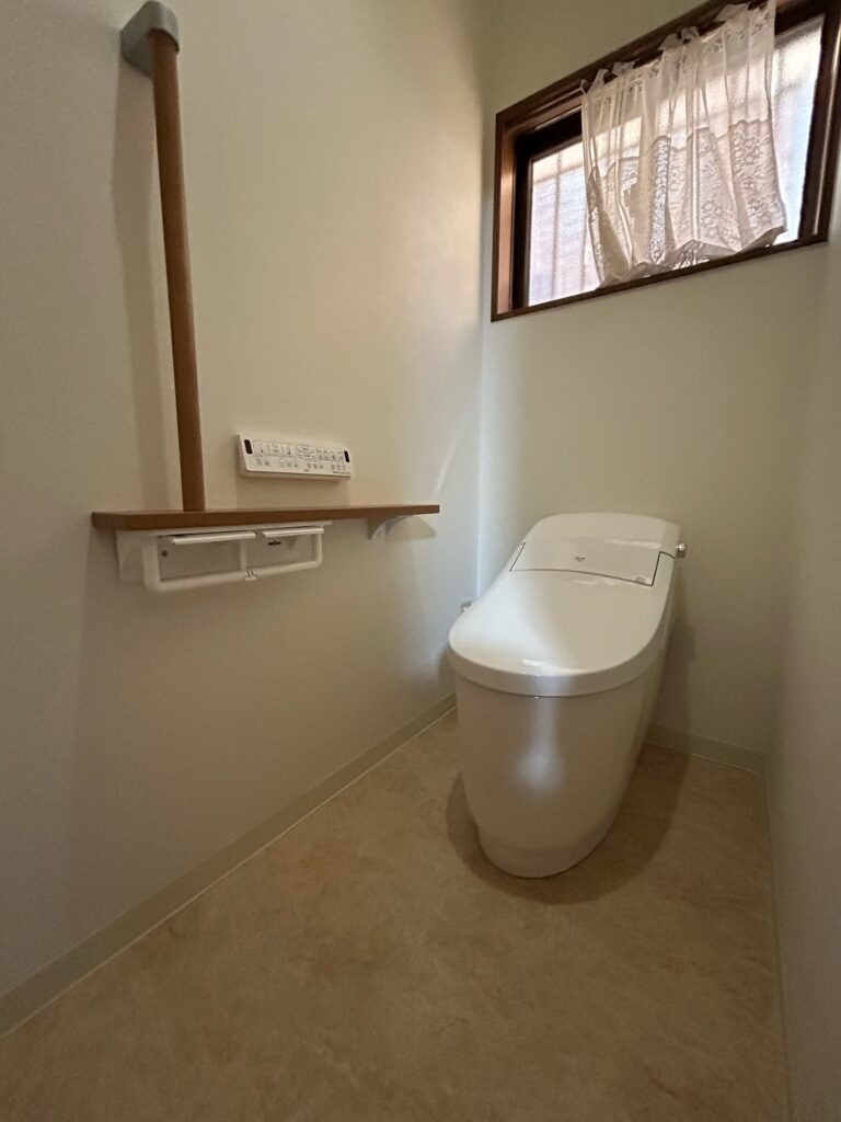 長与町｜トイレリフォーム｜LIXIL プレアスLS｜Ｋ様邸