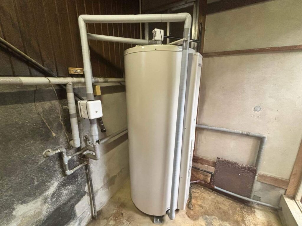 長崎｜諫早市｜電気温水器取替｜長府　電気温水器｜Ｔ様邸